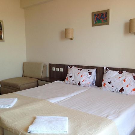 Hotel Laguna 洛泽内茨 客房 照片